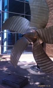 A submarine screw marks the spot.