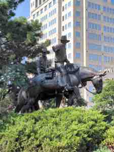 Sculpture of horseback riders.
